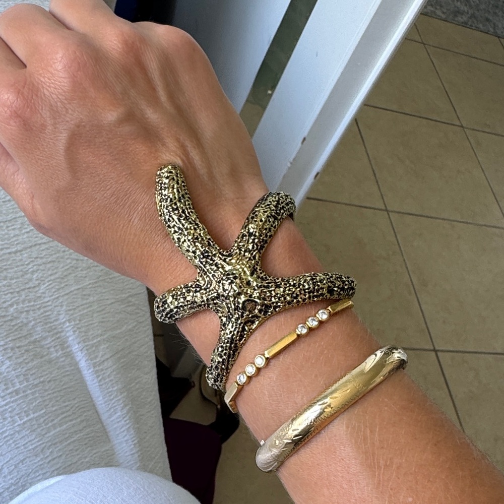 Leopard Patterned Gold Bracelet